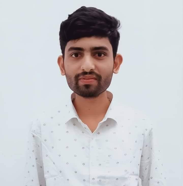 Mirza Mojahid headshot